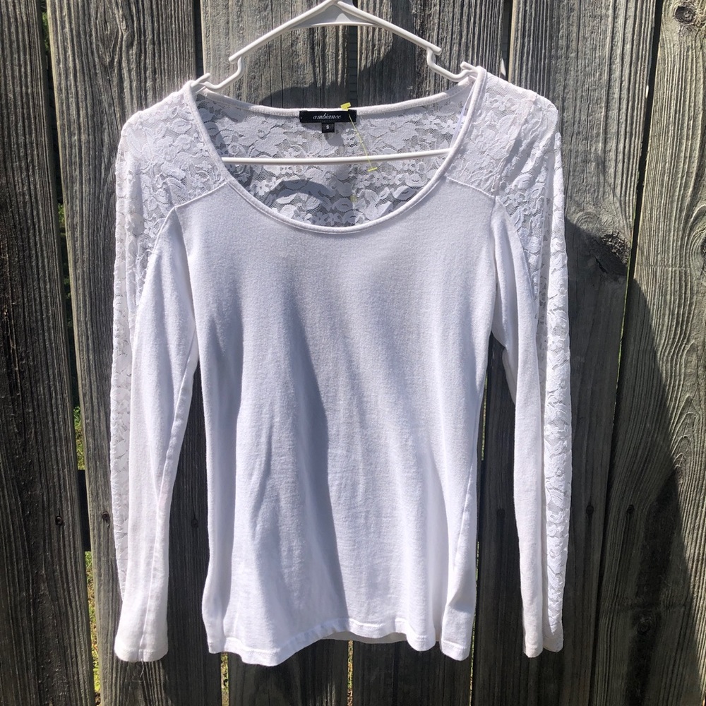 Ambiance White Long Sleeve Stretch Top with Lace Small